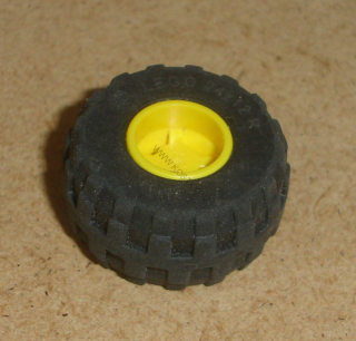 Lego 635820 (6014b, 56890) kolo 11mm D. x 12mm s gumou 24 x 12 R Balloon 1 ks POUŽITÉ